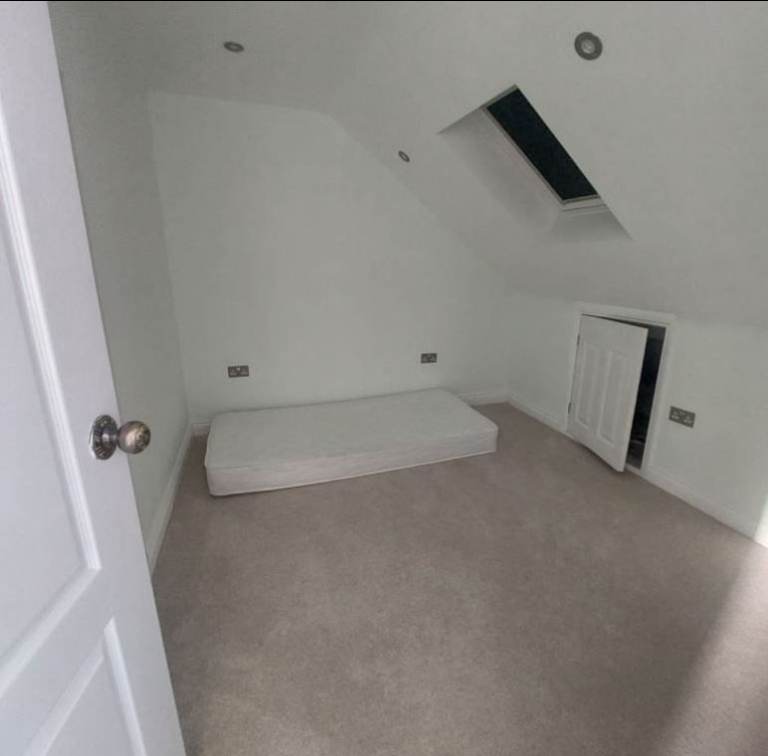 Spacious & Cosy Double Room For Rent AT N20 0HE
