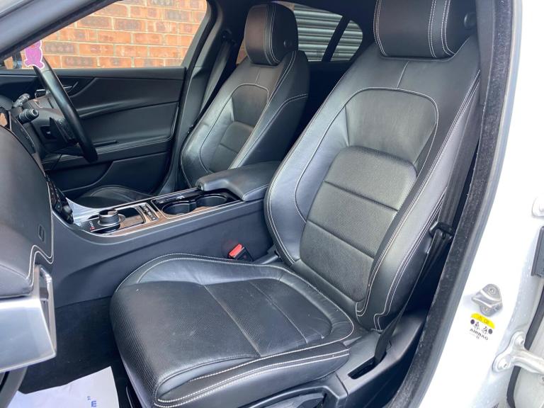 2016 Jaguar XE 2.0d R-Sport Auto Euro 6 (s/s) 4dr SALOON Diesel Automatic