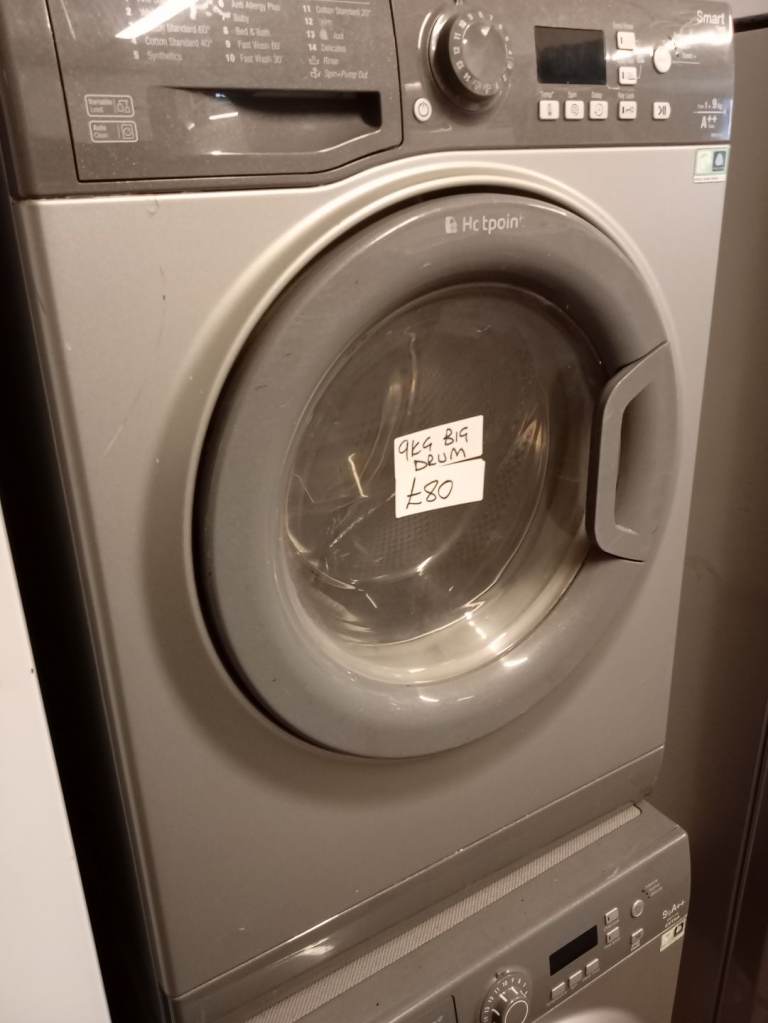 HOTPOINT 9KG WASHING MACHINE WITH BIG DRUM 