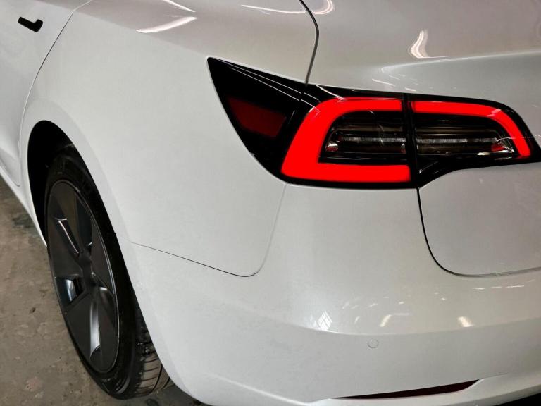 TESLA MODEL 3 (Dual Motor) Long Range Auto 4WDE 4dr 2021