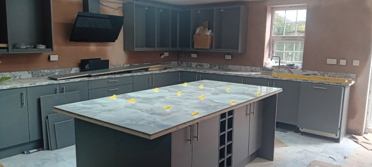 Experienced Tiler and Bricklayer 