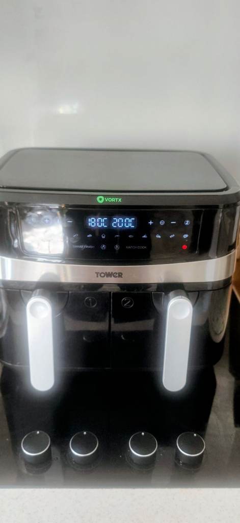 Tower Dual Basket Air Fryer – Black, Good Condition
