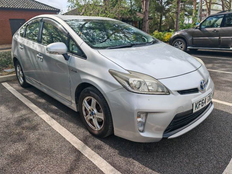 2014 Toyota Prius T3 VVT-i CVT, Automatic, HYBRID, 5 Door Hatchback.