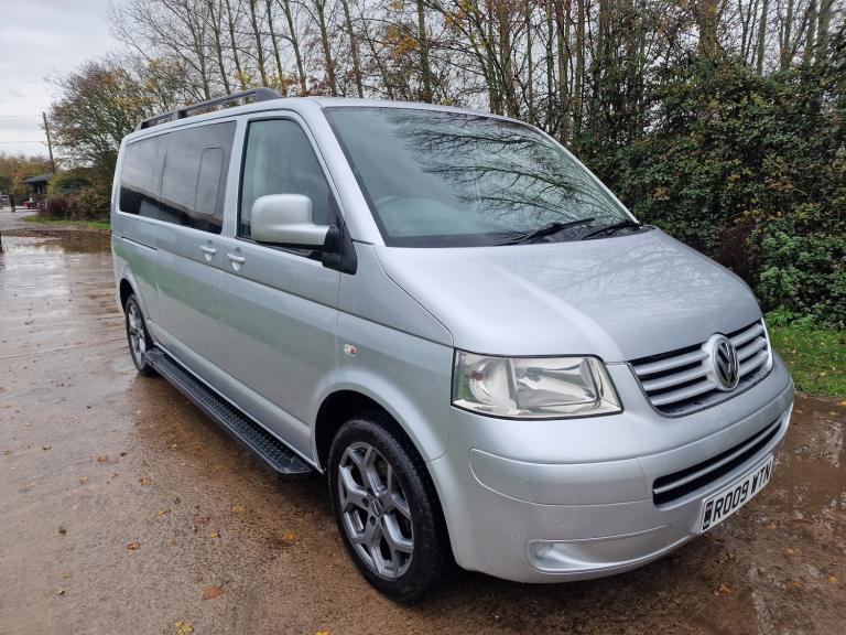 2009 VW Volkswagen Transporter Automatic Silver LWB 6 Seat Minibus  Spares