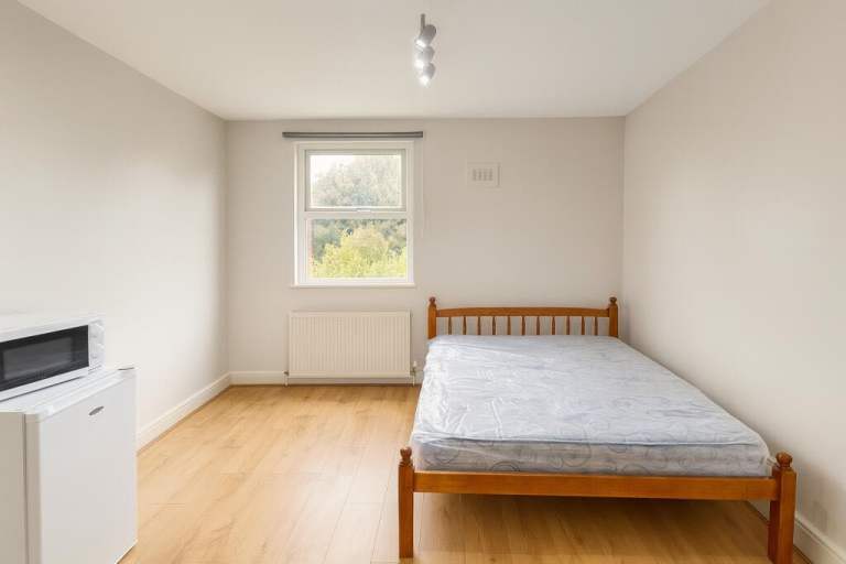 🏡🗝 Double Room in Whitechapel – E1 🏡🗝