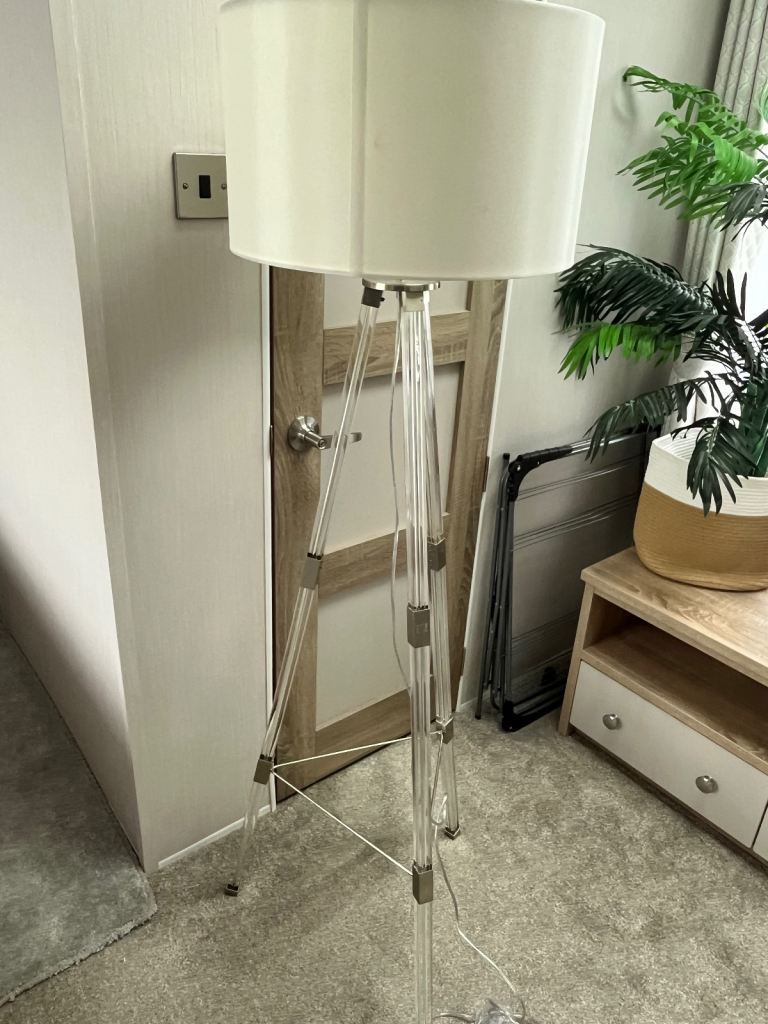 Standard lamp