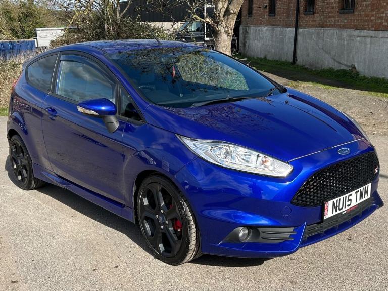 2015 Ford Fiesta 1.6T EcoBoost ST-2 Hatchback 3dr Petrol Manual Euro 6 (182 ps)