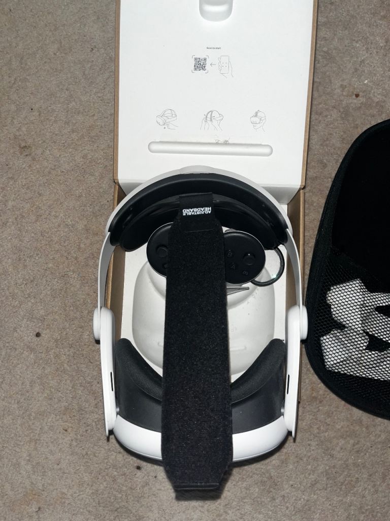 Meta Quest 3 512GB + TPLink Charging cable + Elite Strap