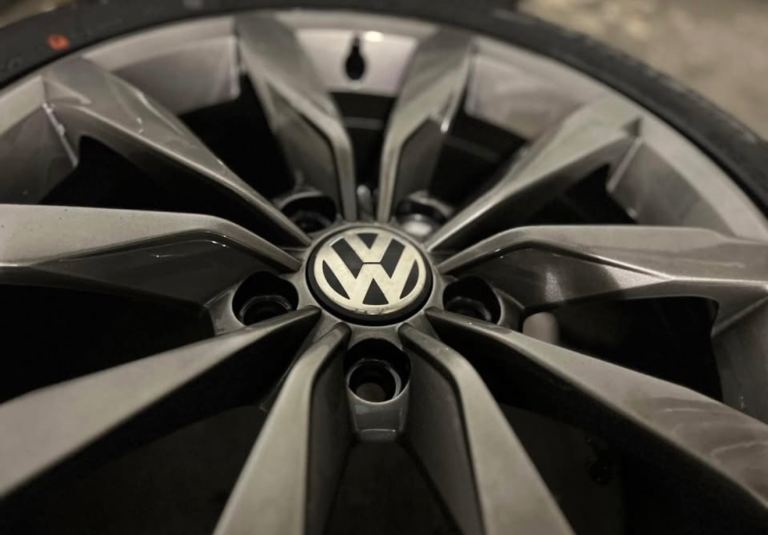  GENUINE VW GOLF MK7 GT 17” 5x112 ALLOY WHEELS + NEW TYRES CADDY SEAT SKODA