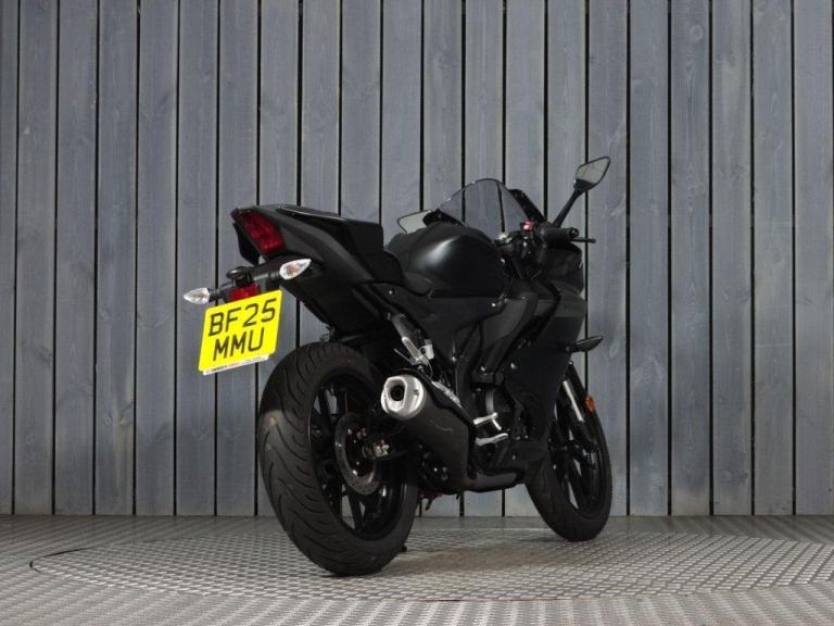 2025 25 YAMAHA R125