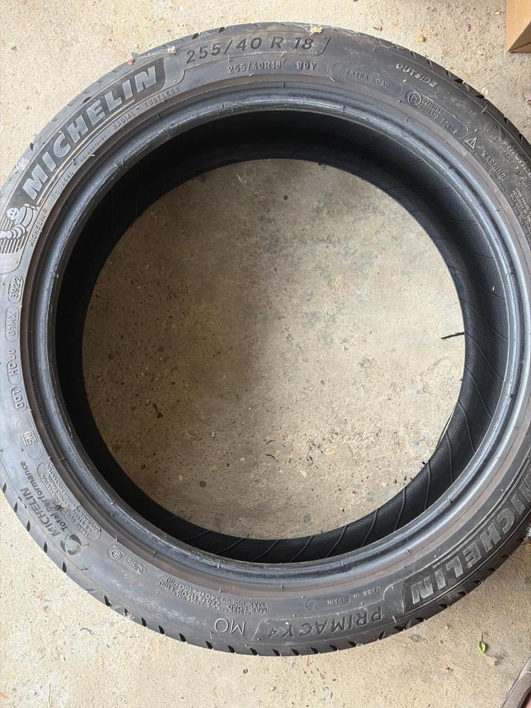2 Michelin Tyres 5mm Tread Thickness 255/40R1899Y extra Load