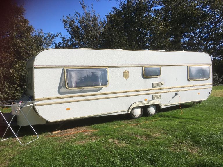 Touring caravan