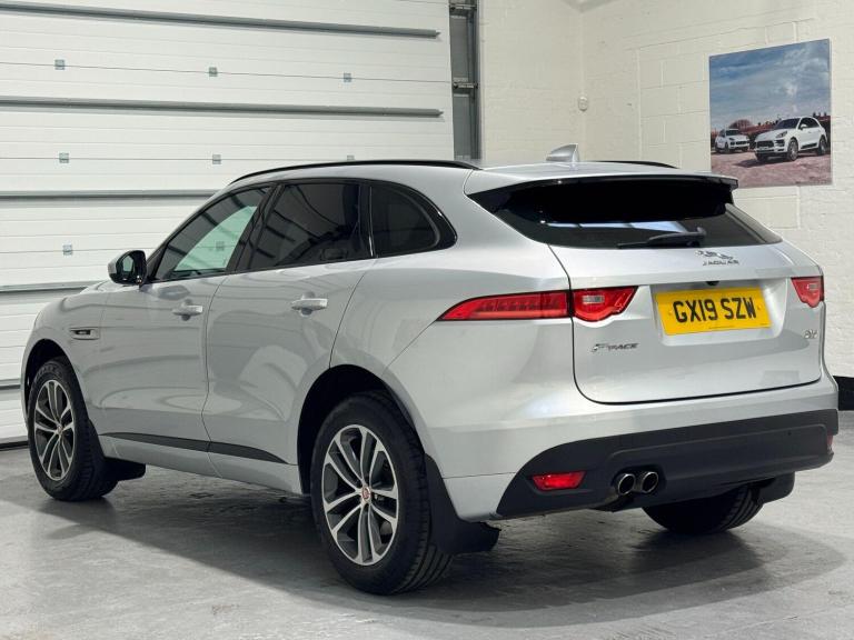 2019 Jaguar F-Pace 2.0 D180 R-Sport SUV 5dr Diesel Auto AWD Euro 6 (s/s) (180 ps) ESTATE Diesel A...