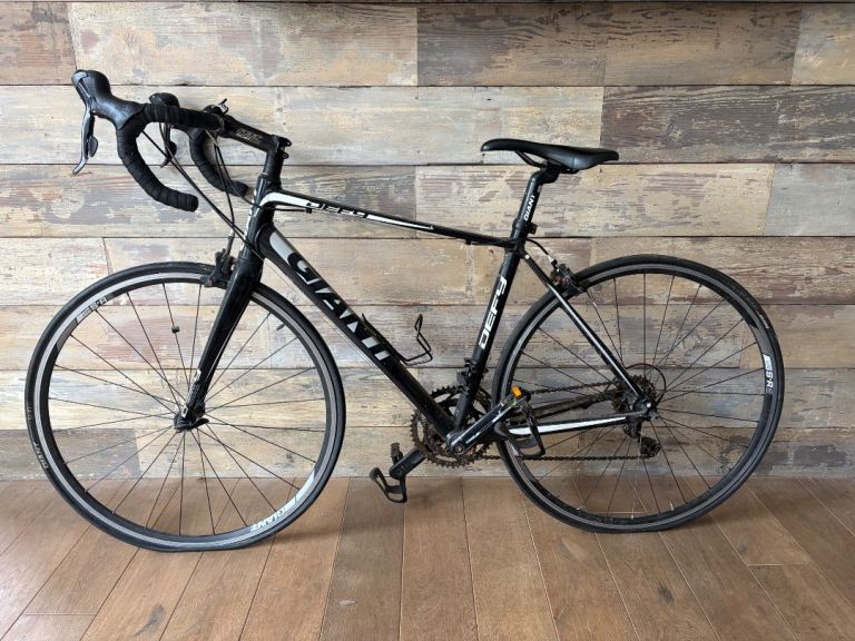 Giant Defy Road Bike