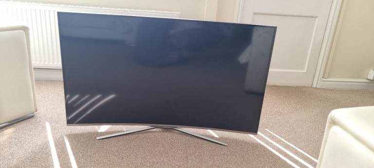 SAMSUNG tv, damaged screen 