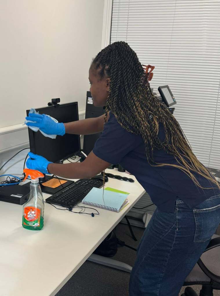 Commercial & Office Cleaning London | Contract Cleaning Services