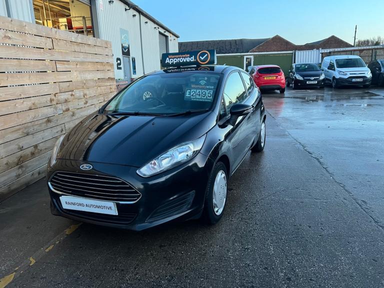 2013 Ford Fiesta 1.25 Style 3dr HATCHBACK Petrol Manual