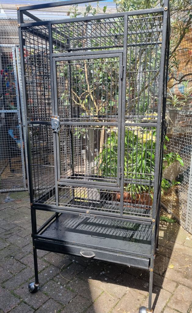 Large Antique tone parrot bird cage on casters