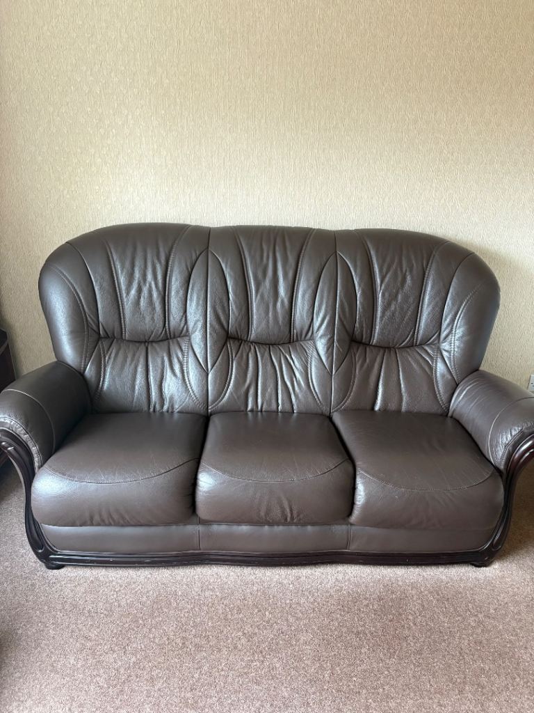 Brown leather 3seater couch and recliner chair
