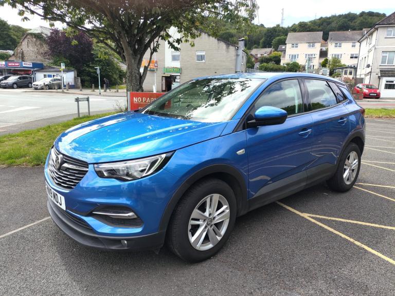 2019 Vauxhall Grandland X 1.2 Turbo SE 5dr HATCHBACK Petrol Manual