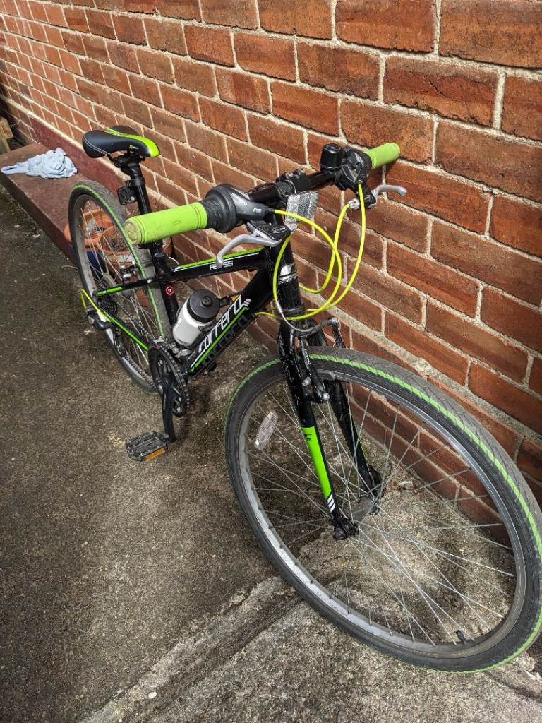 Carrera Abyss Kids Bike 26" wheel 13" Frame – Good Condition