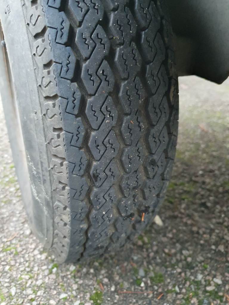 Franc 5x3 trailer with lockable hard top