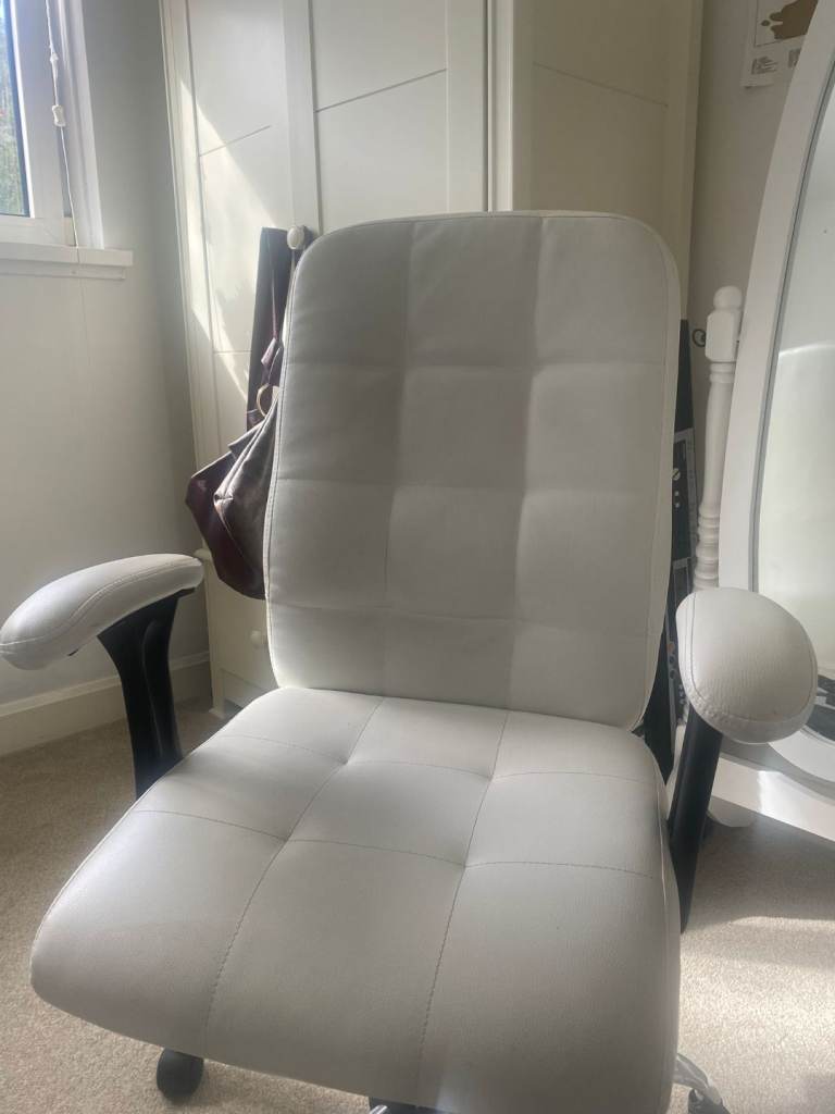 Desk Chair or Gaming chair