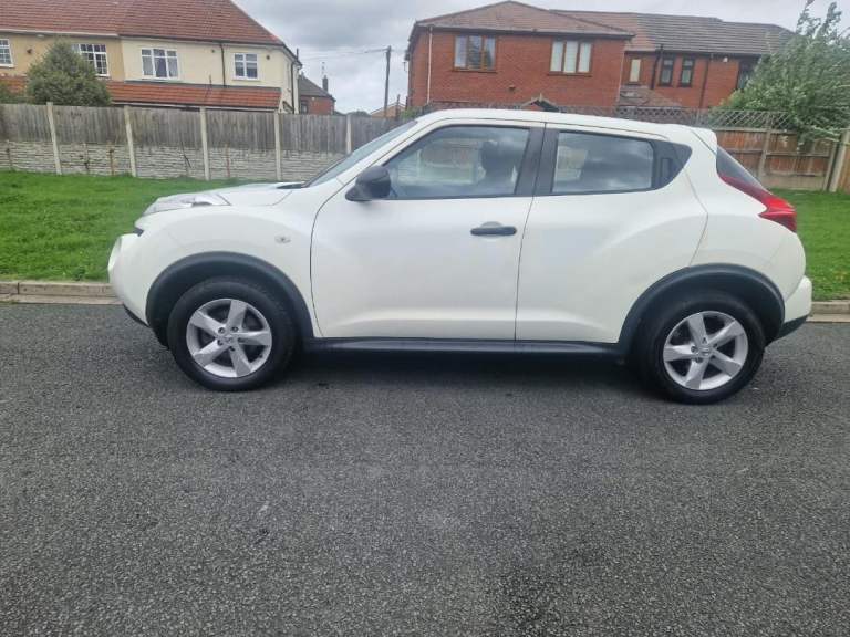 Nissan, JUKE, Hatchback, 2011, Manual, 1461 (cc), 5 doors