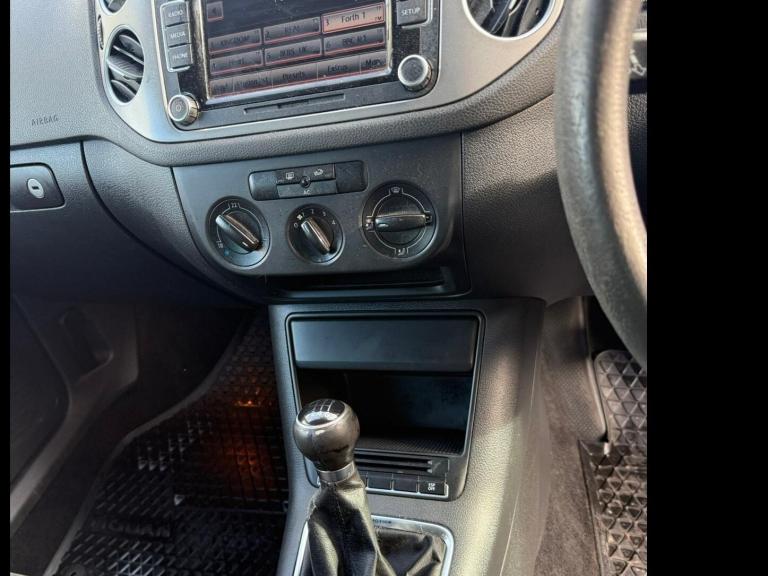 2008 Volkswagen Tiguan 2.0 TDi Sport 5dr ESTATE Diesel Manual