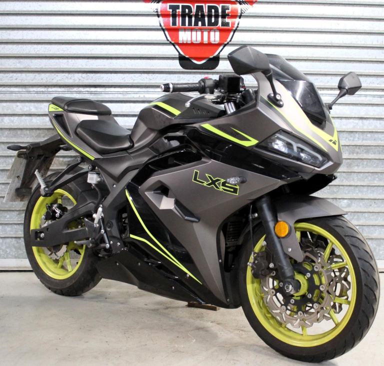 2024 74 LEXMOTO LXS 125 LXS125 LEARNER LEGAL TRADE SALE 4030 miles NEW MOT