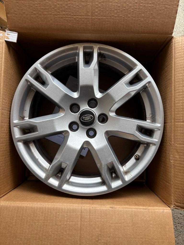 18 inch 7 spoke alloys