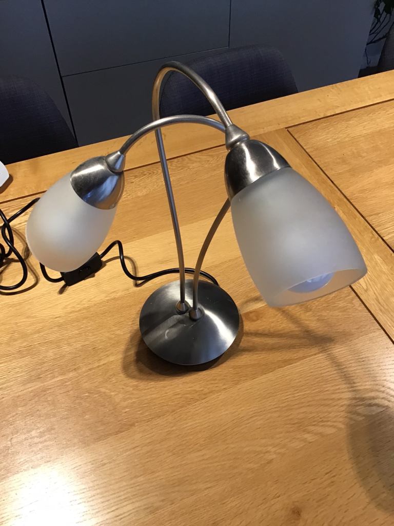 Table lamp