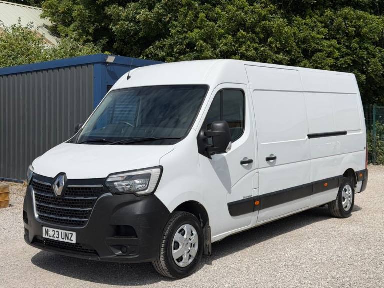 2023 Renault Master LM35dCi 135 Business+ Medium Roof Van PANEL VAN DIESEL Manual