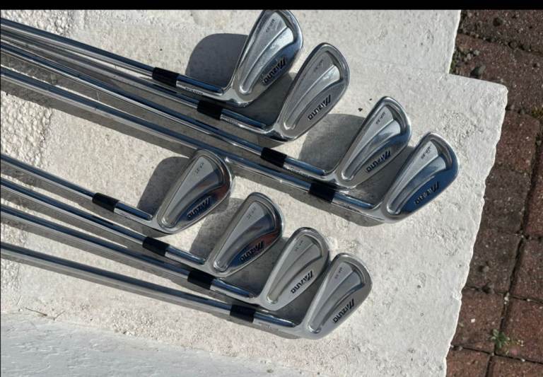 Mizuno mp-30 right handed irons