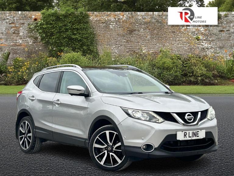 2014 Nissan Qashqai 1.6 dCi Tekna XTRON 2WD Euro 5 (s/s) 5dr HATCHBACK Diesel Automatic