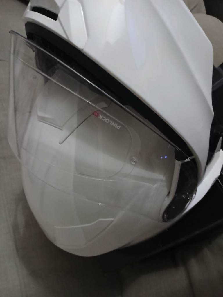 New in box white Viper Blinc helmet Medium size 