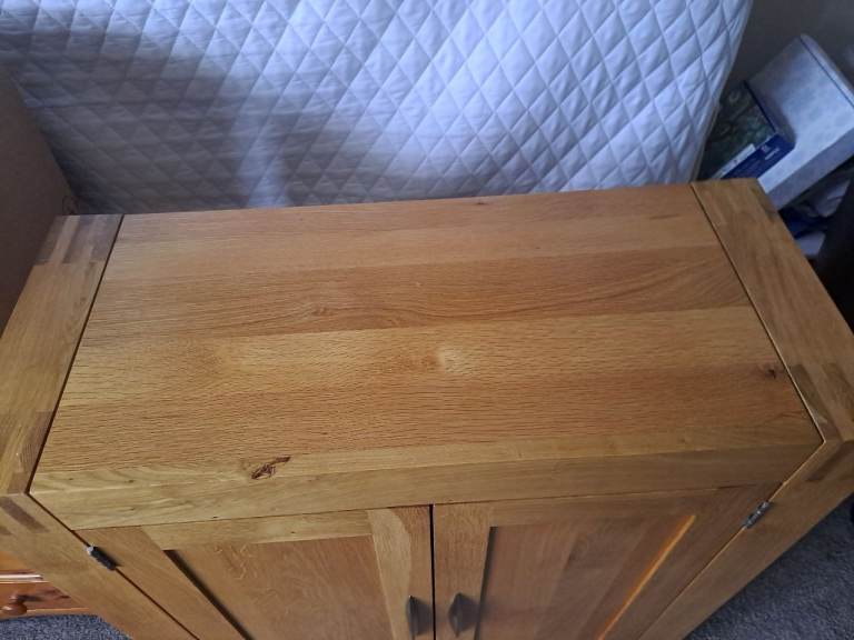 Sideboard/media cupboard 