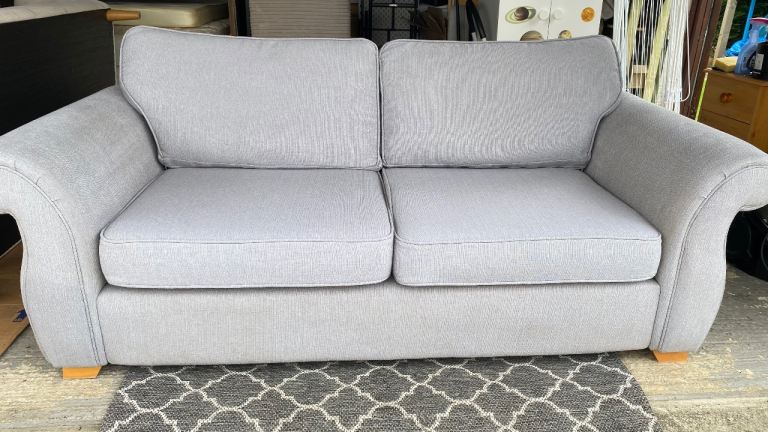 DFS SOFA - DELIVERY AVAILABLE 