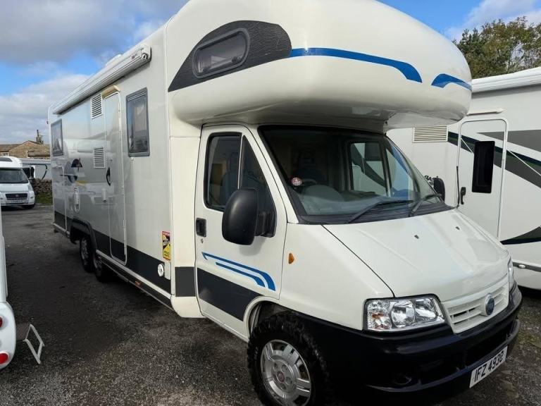 2005 Carthago - 2.8Ltr - 30,000 Miles - 6 Berth / 6 Belts 