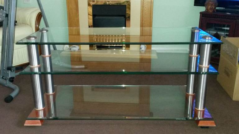 SPECTRAL TV/ STEREO /WI FI Glass Table Stand. 