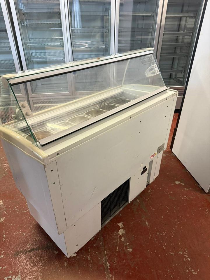 Commercial ice cream freezer display freezer cafe shop restaurant 
