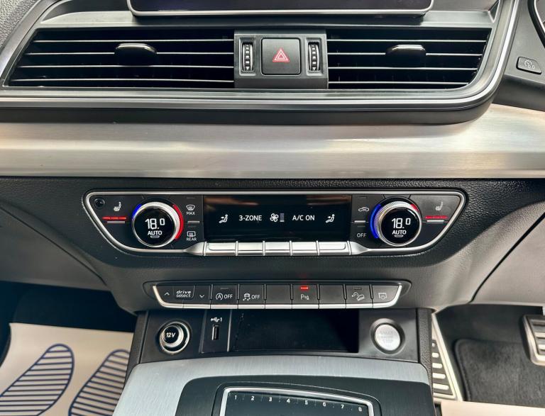  Audi Q5 2.0 TDI 40 S line SUV 5dr Diesel S Tronic quattro Euro 6 (s/s) (190 ps) Diesel Automatic