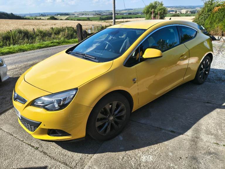 Vauxhall, GTC, Hatchback, 2015, Manual, 1598 (cc), 3 doors