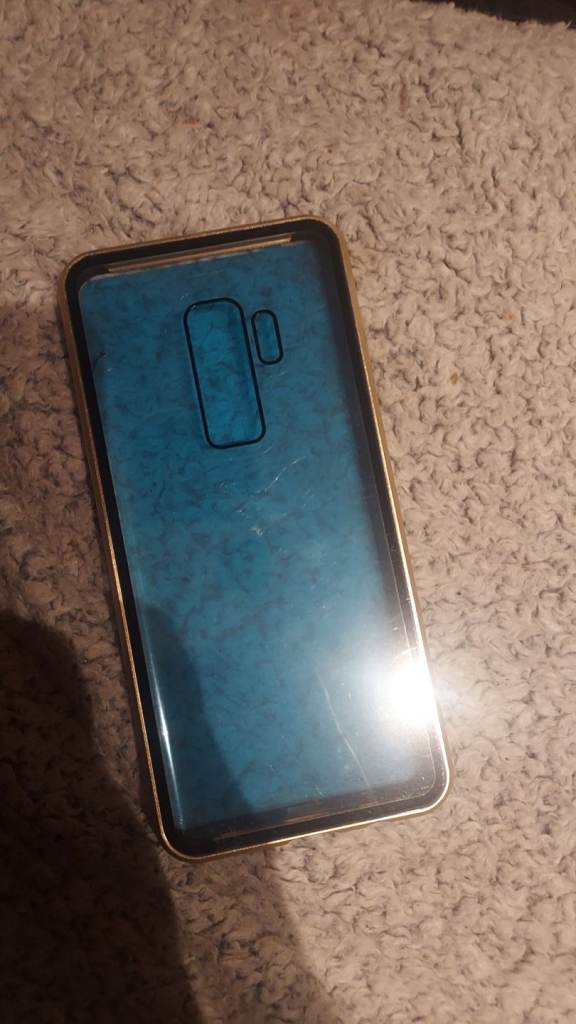 Rose gold magnetic phone case S9 +