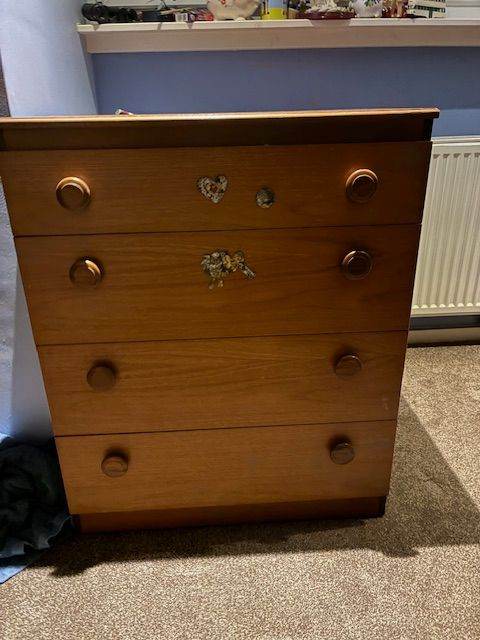 child/teen bedroom furniture and desk etc