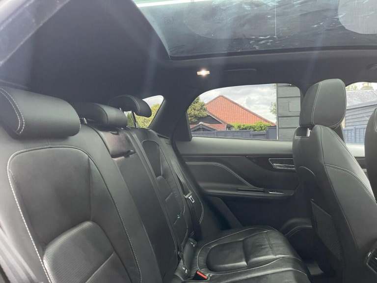 2016 Jaguar F-Pace 3.0d V6 S 5dr Auto AWD ESTATE DIESEL Automatic