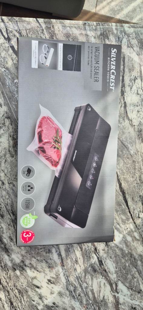 SilverCrest Vacuum Sealer – New in Box