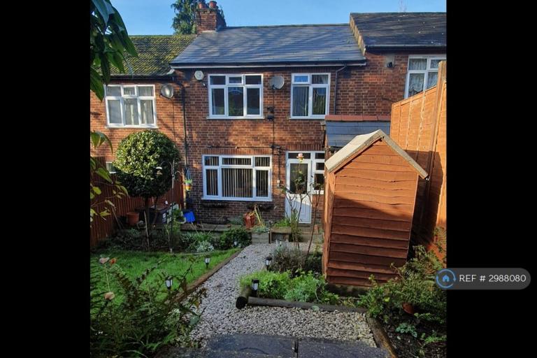 3 bedroom house in Hitchin Road, Luton, LU2 (3 bed) (#2988080)