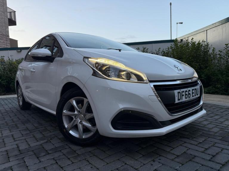 2016 Peugeot 208 1.2 PureTech 82 Active 5dr HATCHBACK PETROL Manual