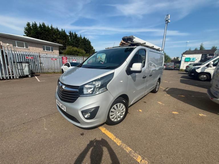 Vauxhall, VIVARO, Panel Van, 2015, Manual, 1598 (cc)